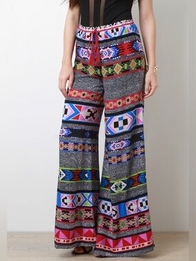 AKIRA Multicolor Wide-Leg Printed Palazzo Pants with Red Drawstring